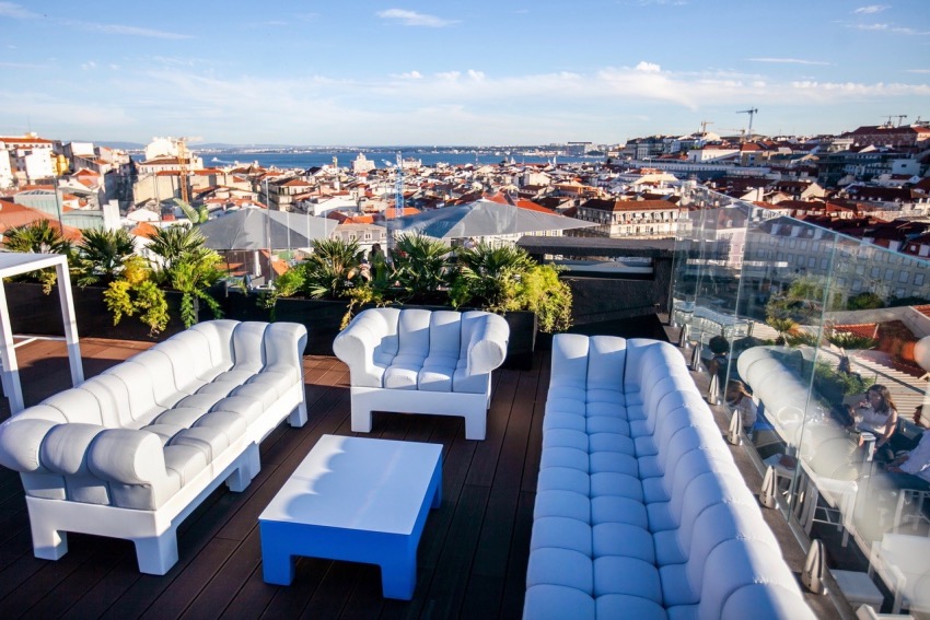 Apéro rooftop evjf Lisbonne