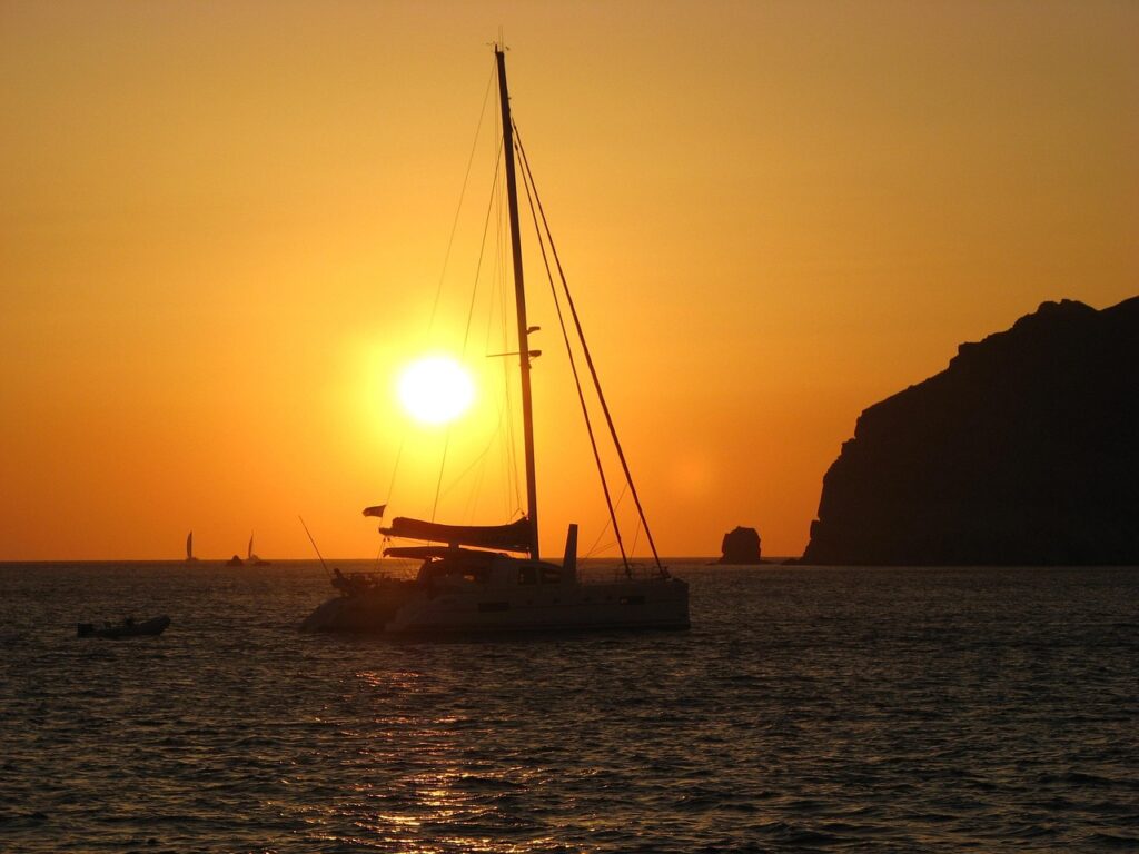 Croisière en catamaran au coucher du soleil à La Rochelle