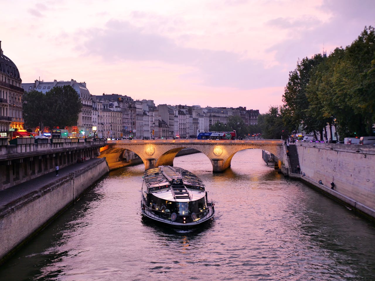 Diner croisière sur la Seine à Paris