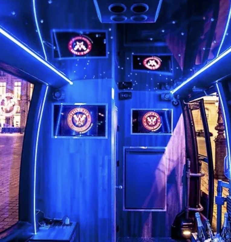 karaoké dans un minibus