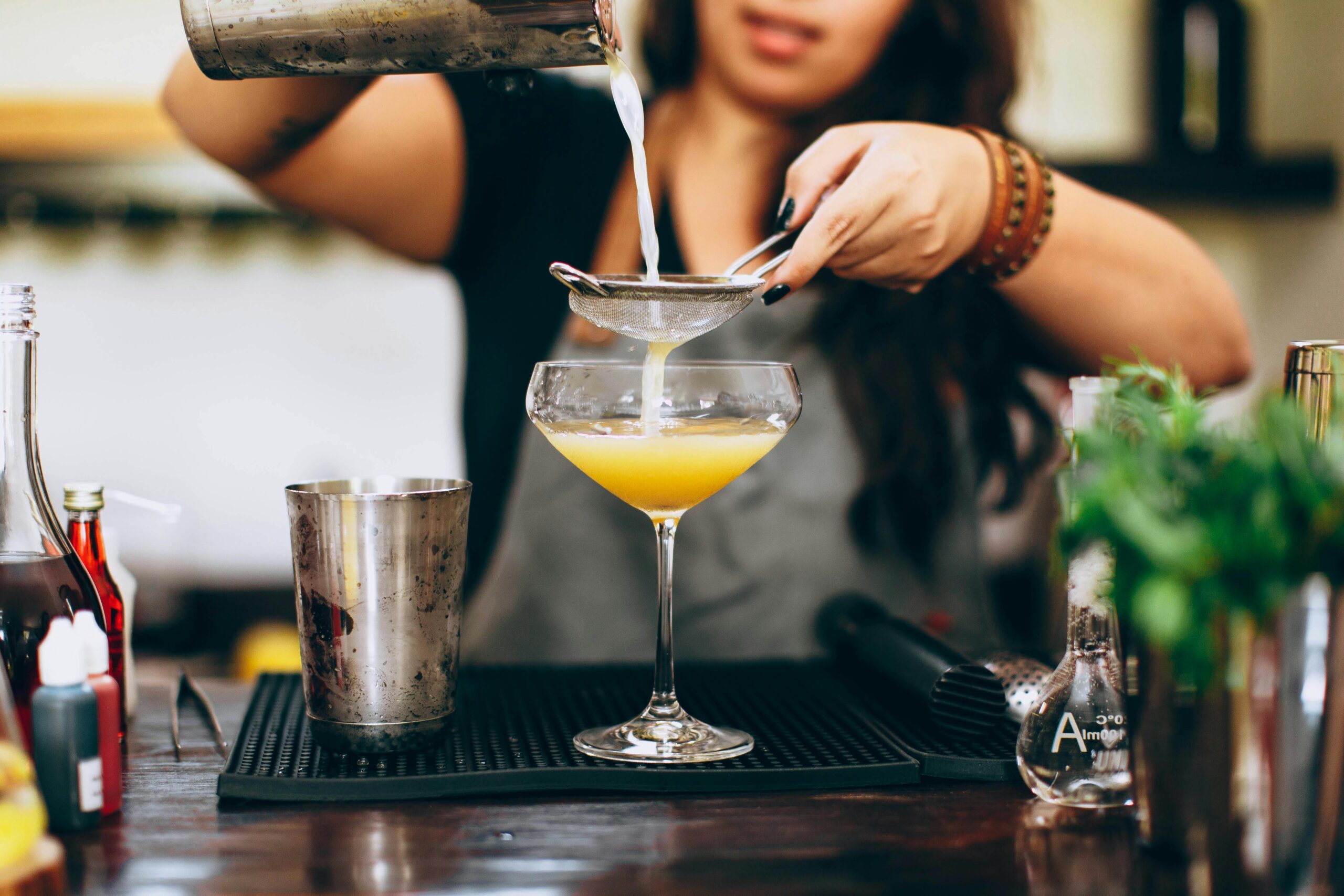 Atelier cocktail à Lille – Apprentissage de mixologie pour créer ses propres cocktails