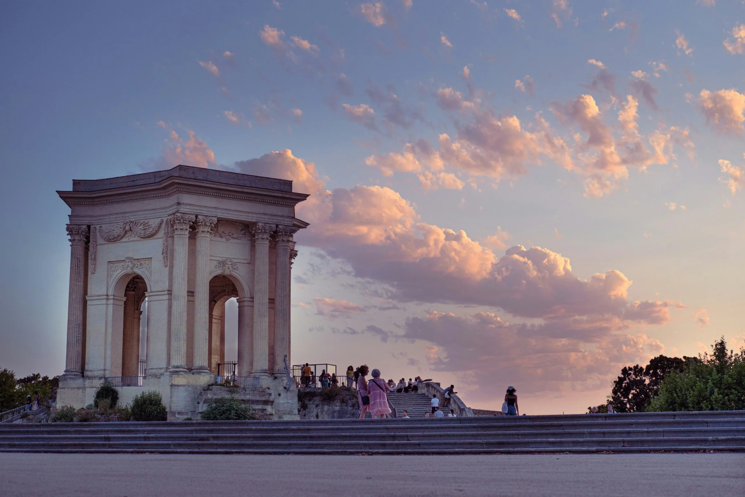 Vue de Montpellier, terrain de jeu pour l’activité EVJF Koh Bride et ses défis ludiques entre amies.